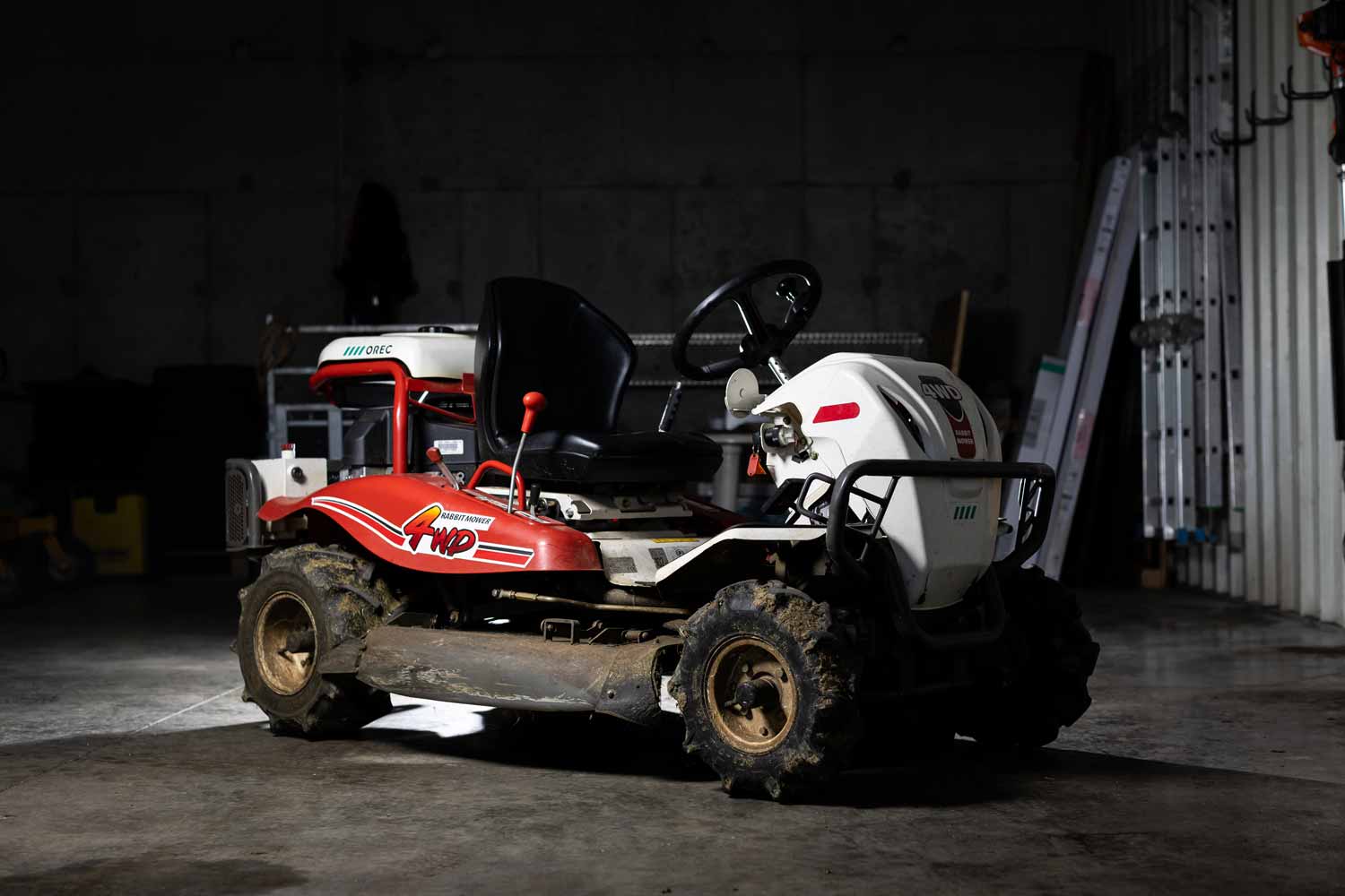 Photo d'un tracteur paysager