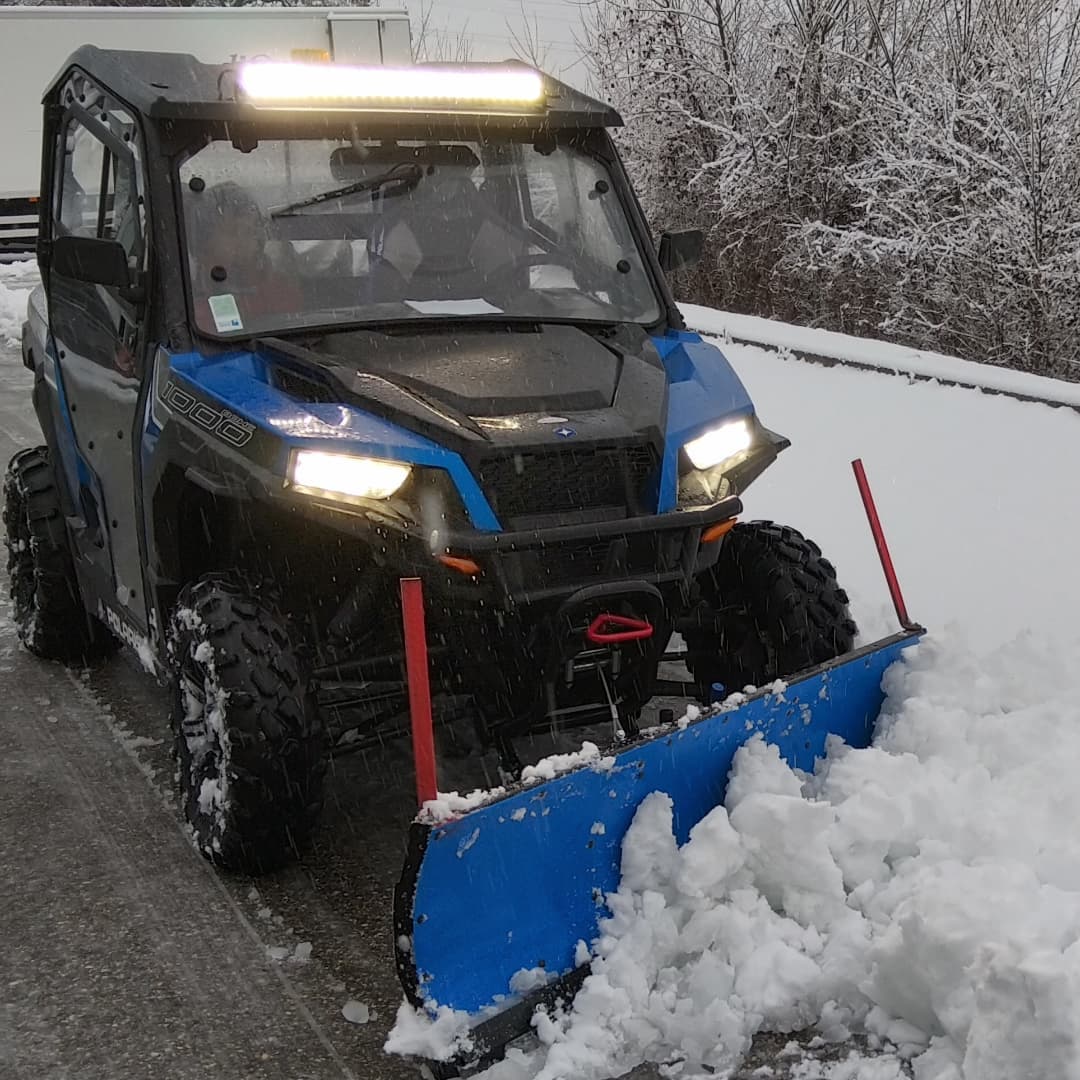 Poto d'un déneigement à Annecy